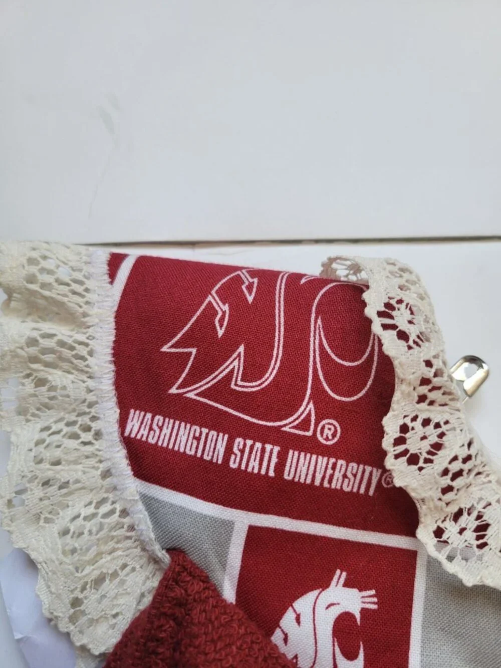 NWOT Washington State College Football  Dishtowel Dress Fans Decor Sport Fans